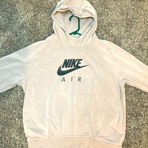 Nike air lavender xl women’s sweatshirt! 💜🍇🪁